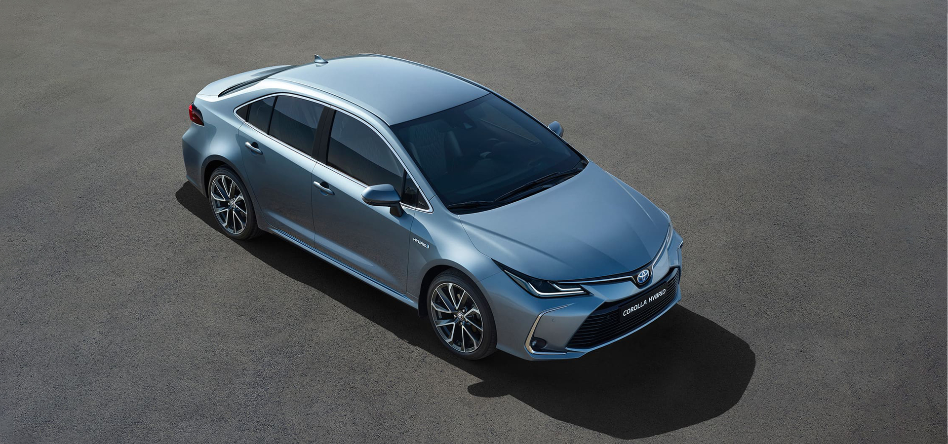 Гибридный автомобиль Toyota Corolla 1.8L HEV